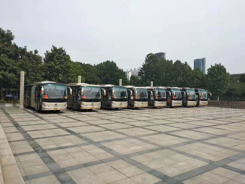 大巴租车