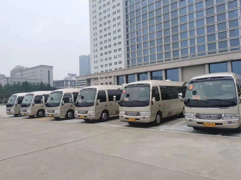 大巴租车